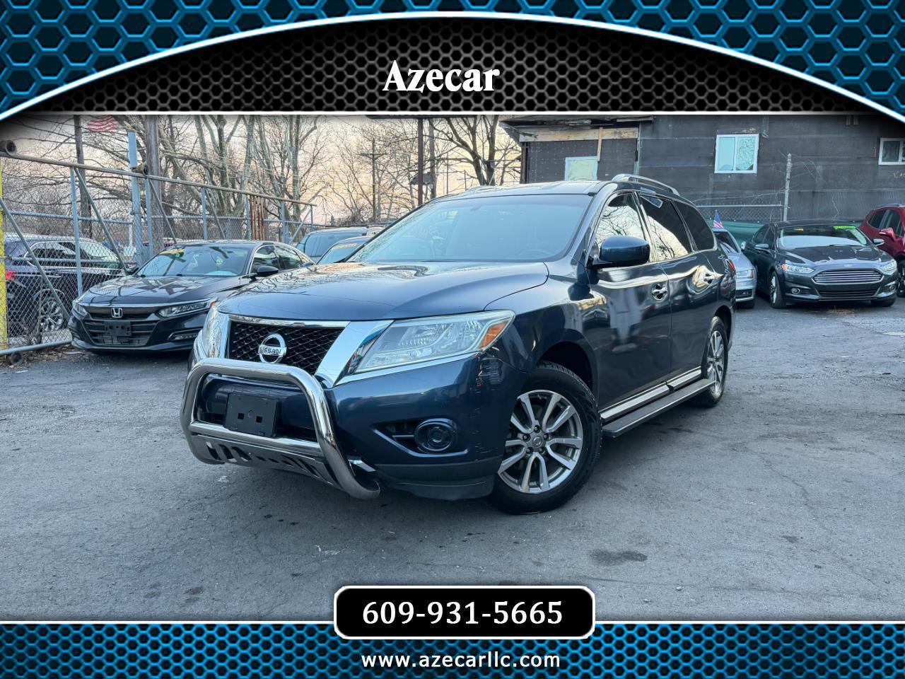 Nissan Pathfinder SV 4WD 2014