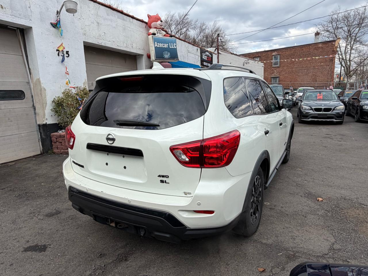 Nissan Pathfinder SL 4WD 2020