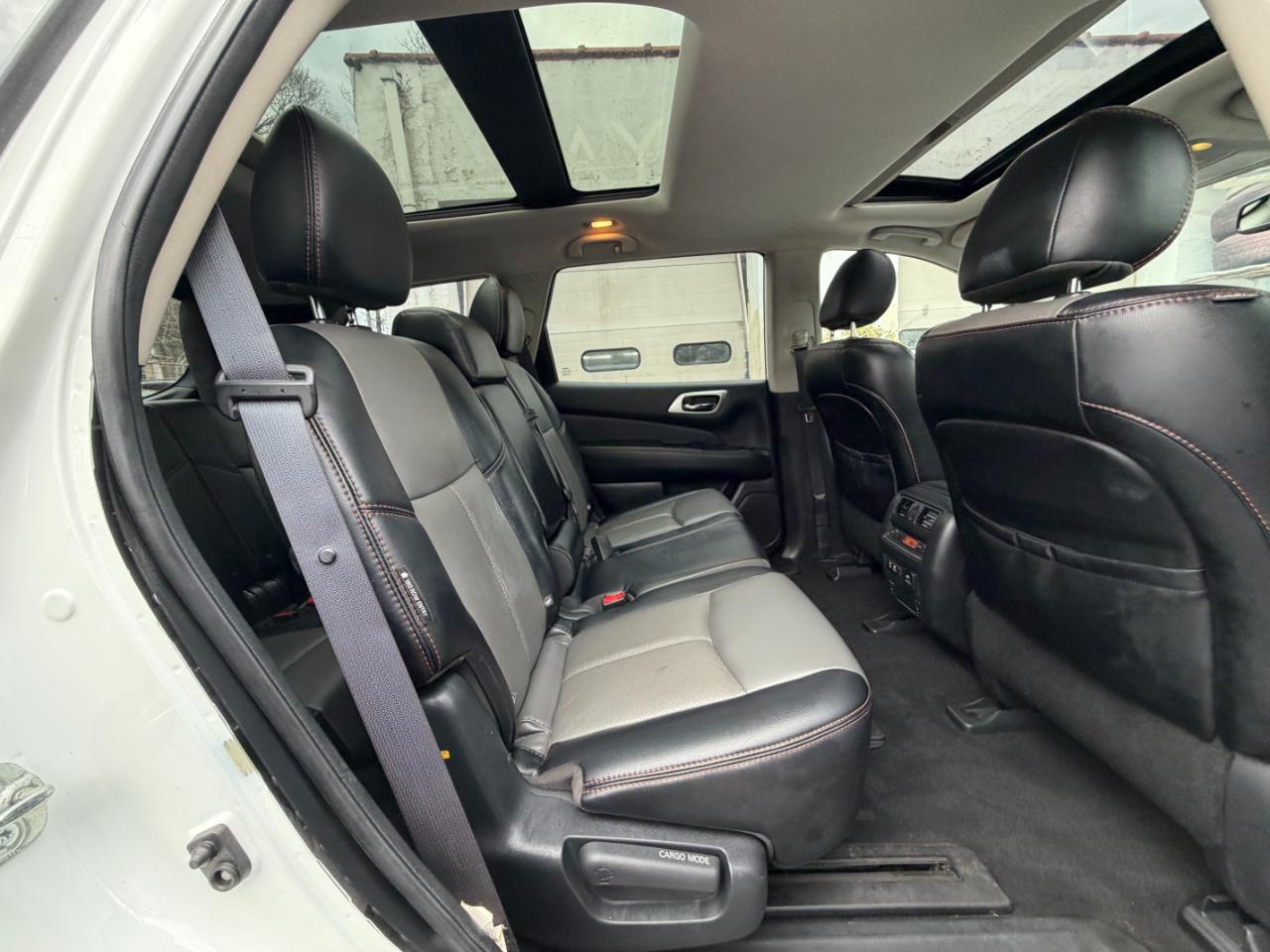 Nissan Pathfinder SL 4WD 2020