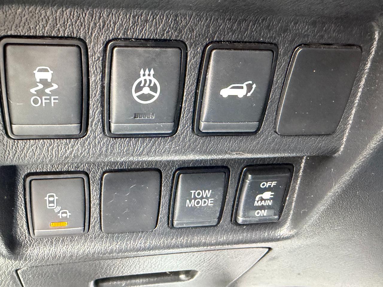 Nissan Pathfinder SL 4WD 2020