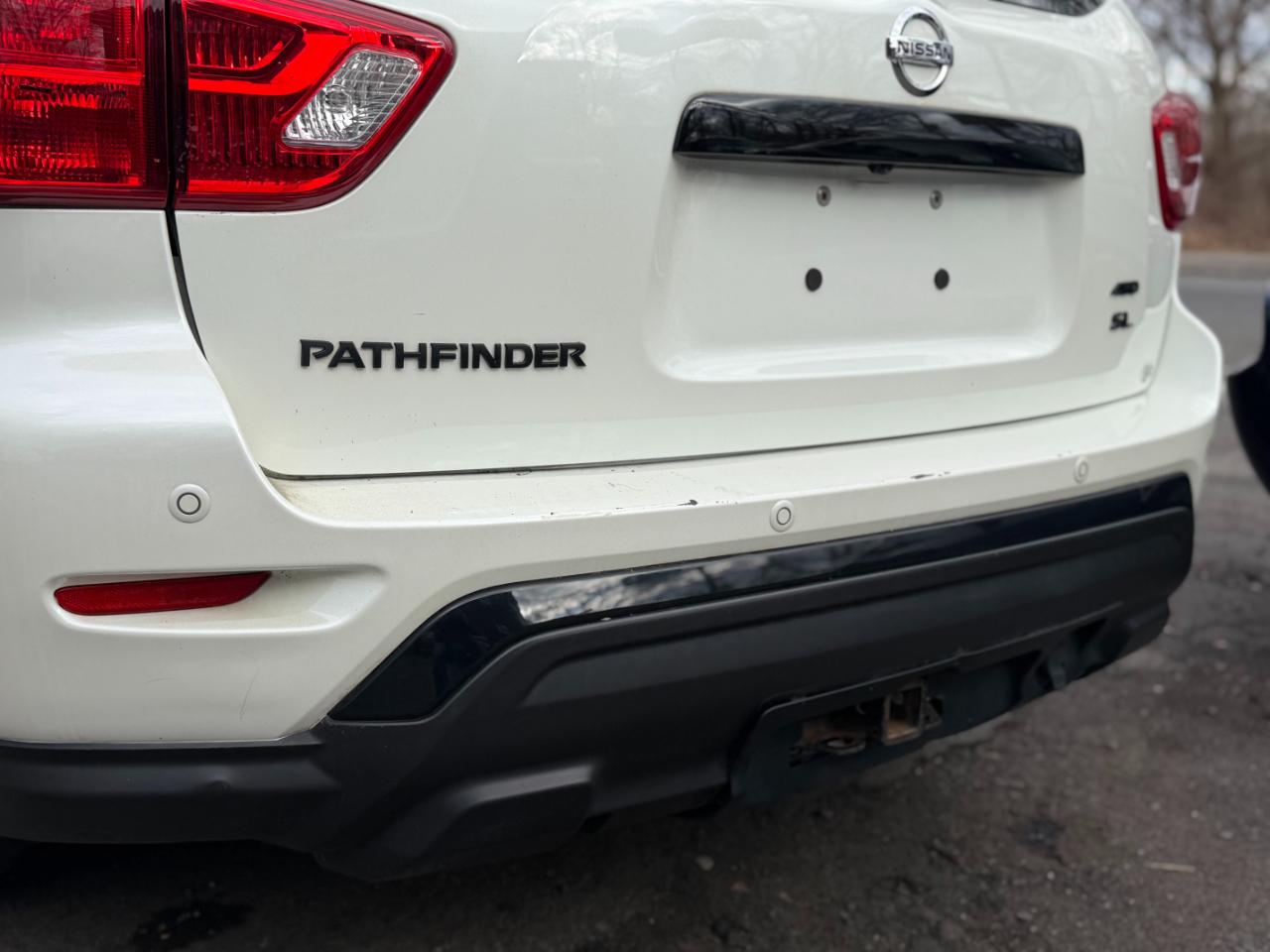 Nissan Pathfinder SL 4WD 2020