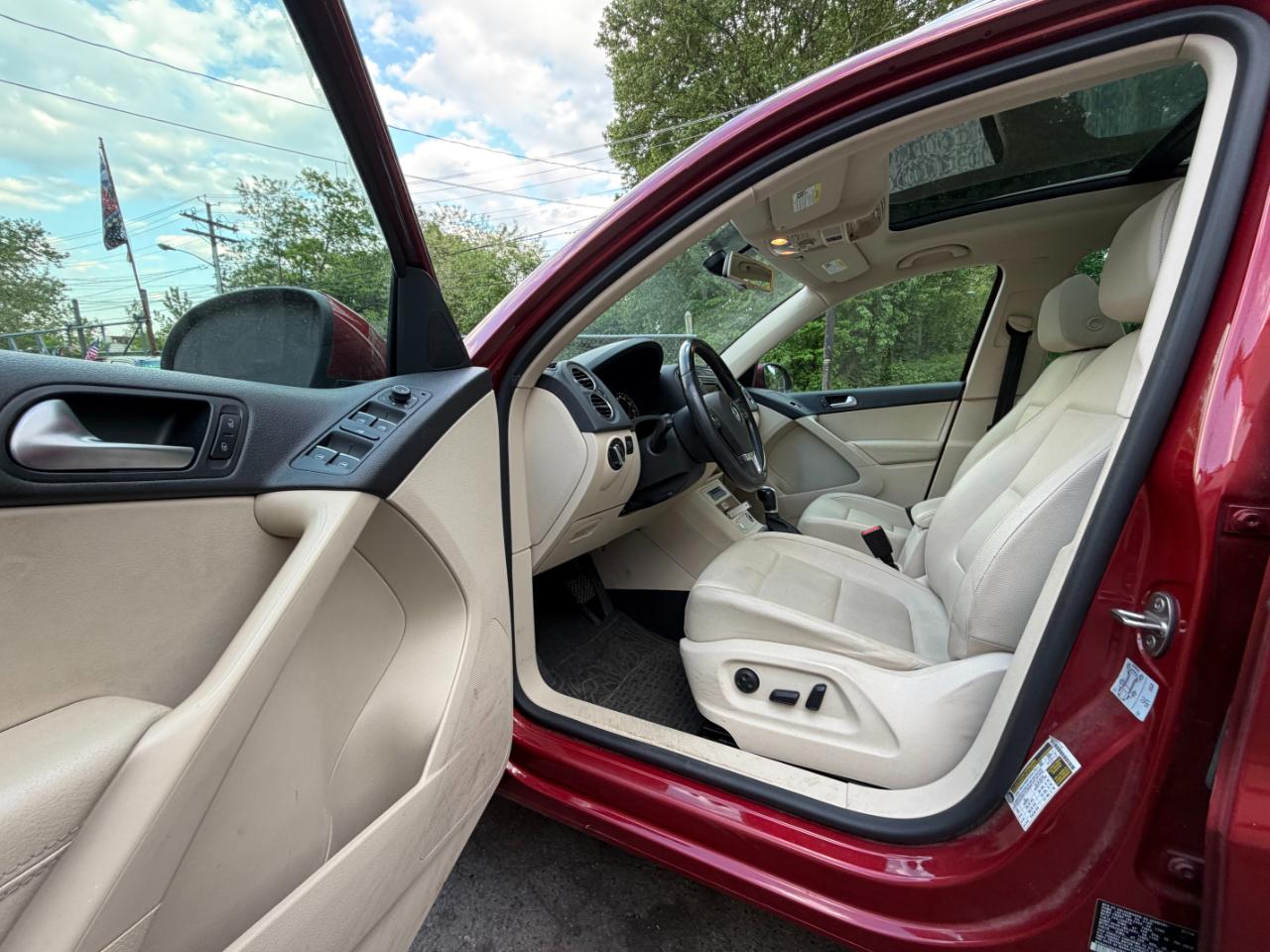 Volkswagen Tiguan SE 2016
