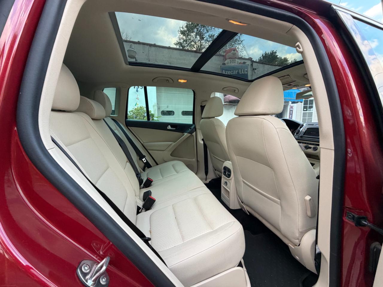Volkswagen Tiguan SE 2016
