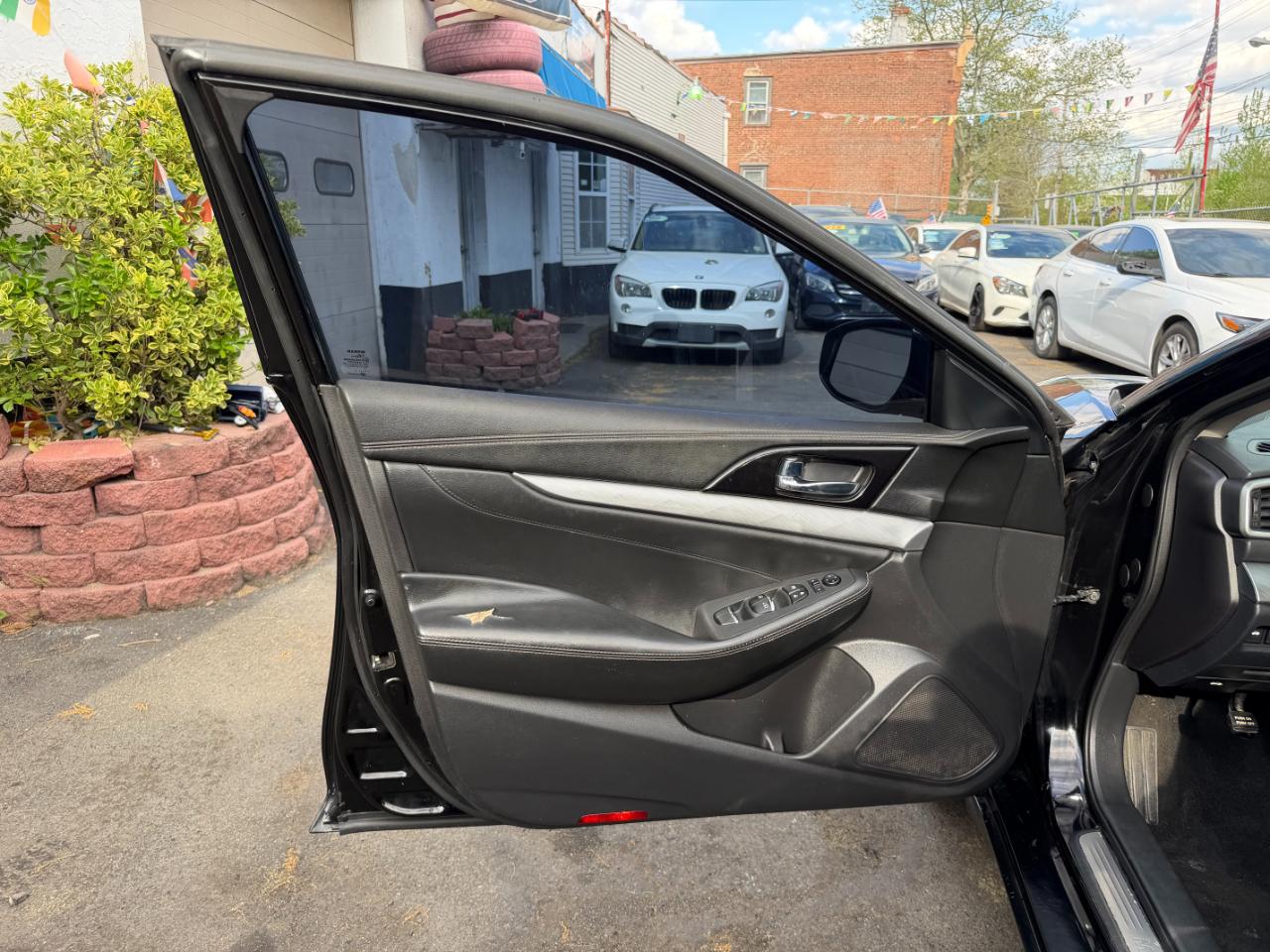 Nissan Maxima 3.5 SV 2017