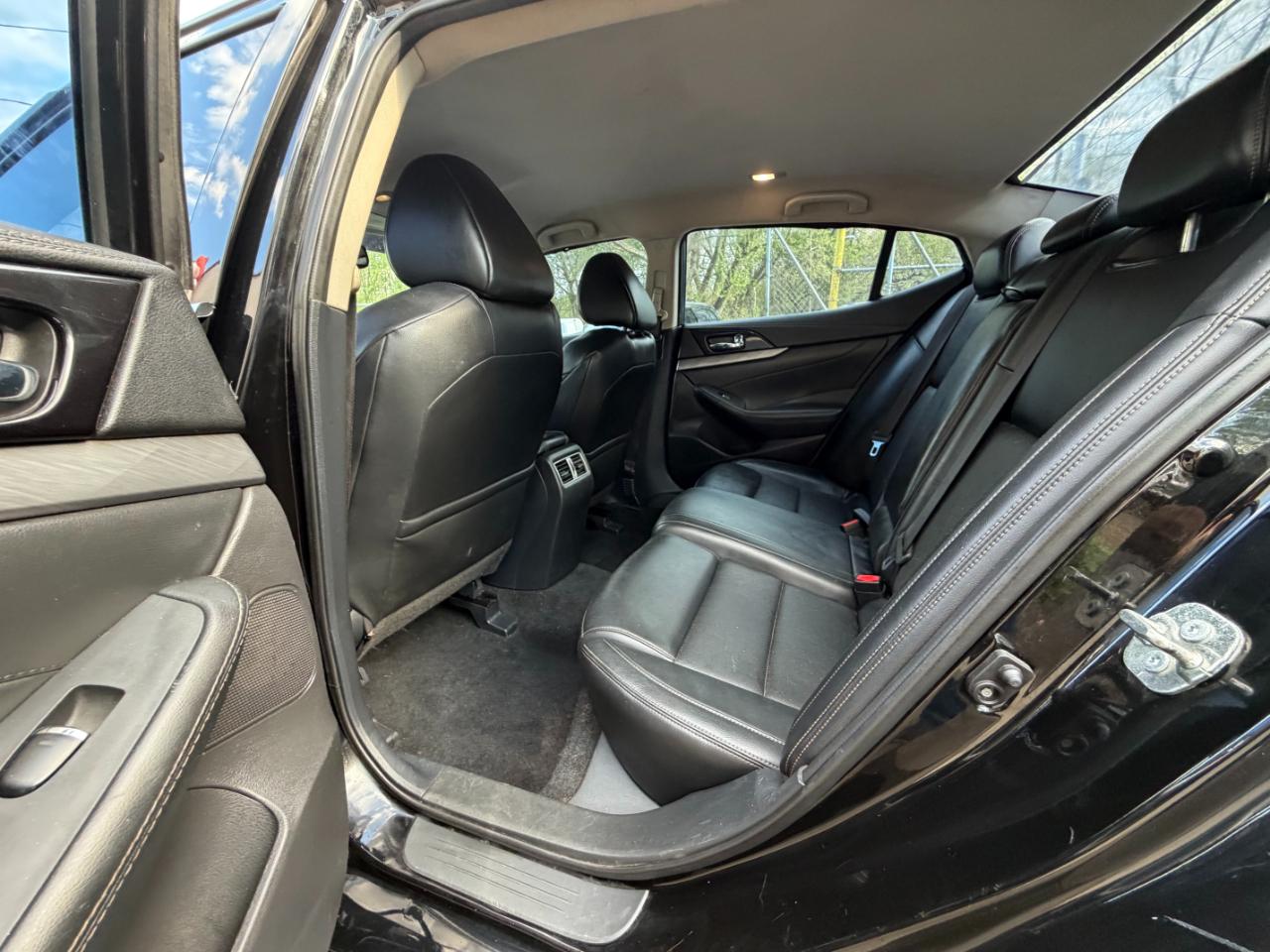 Nissan Maxima 3.5 SV 2017