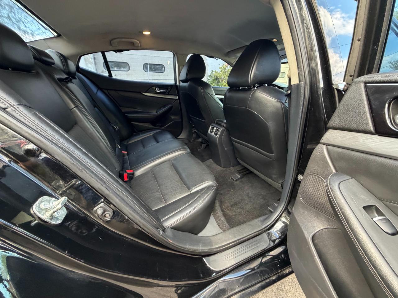 Nissan Maxima 3.5 SV 2017