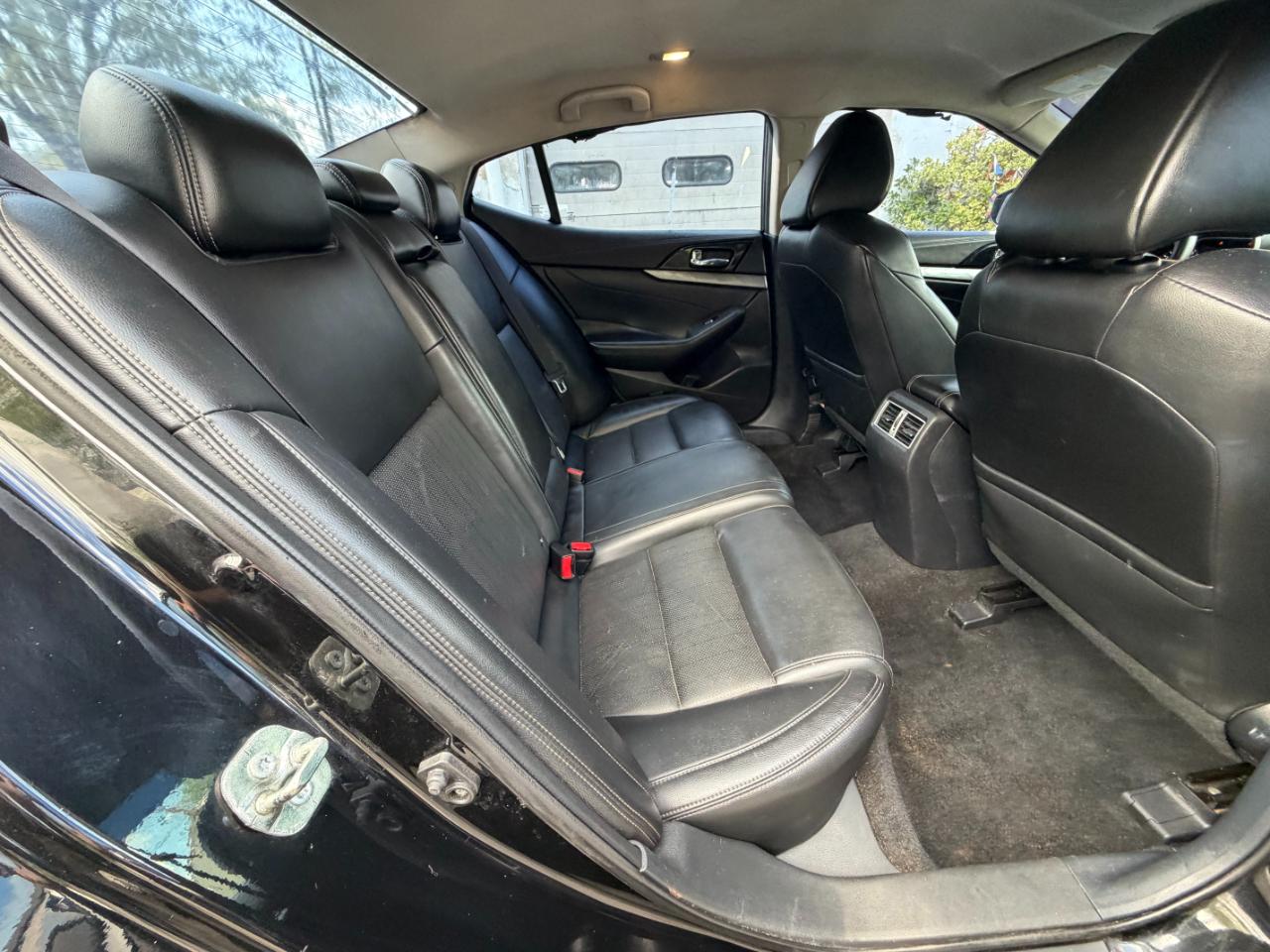 Nissan Maxima 3.5 SV 2017