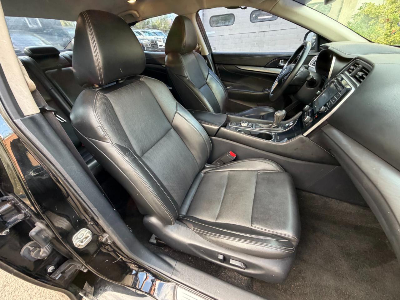 Nissan Maxima 3.5 SV 2017