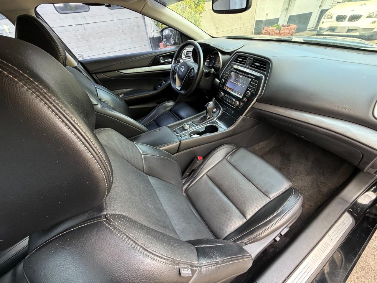 Nissan Maxima 3.5 SV 2017