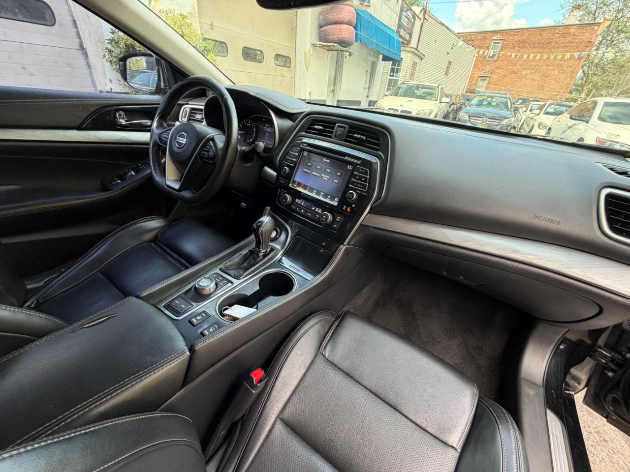 Nissan Maxima 3.5 SV 2017