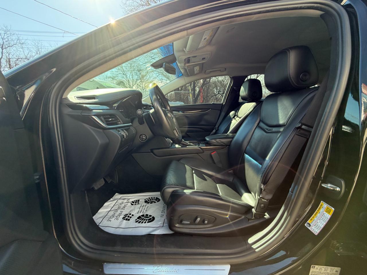 Cadillac XTS Luxury AWD 2015