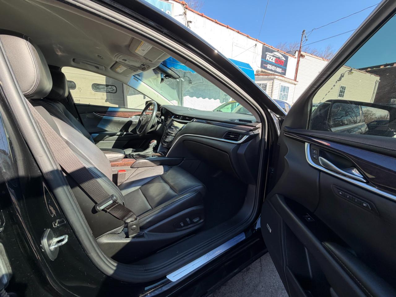 Cadillac XTS Luxury AWD 2015