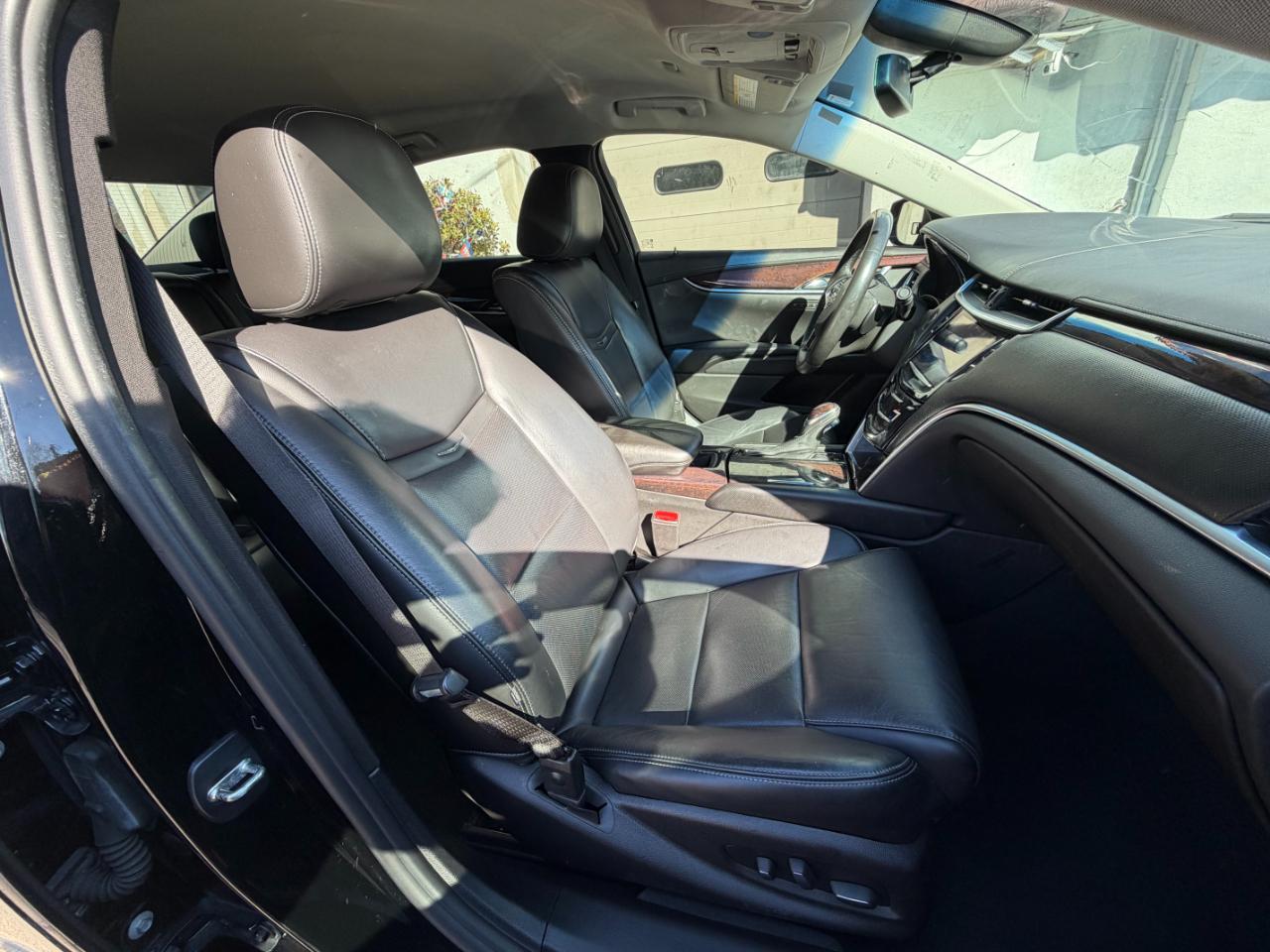 Cadillac XTS Luxury AWD 2015