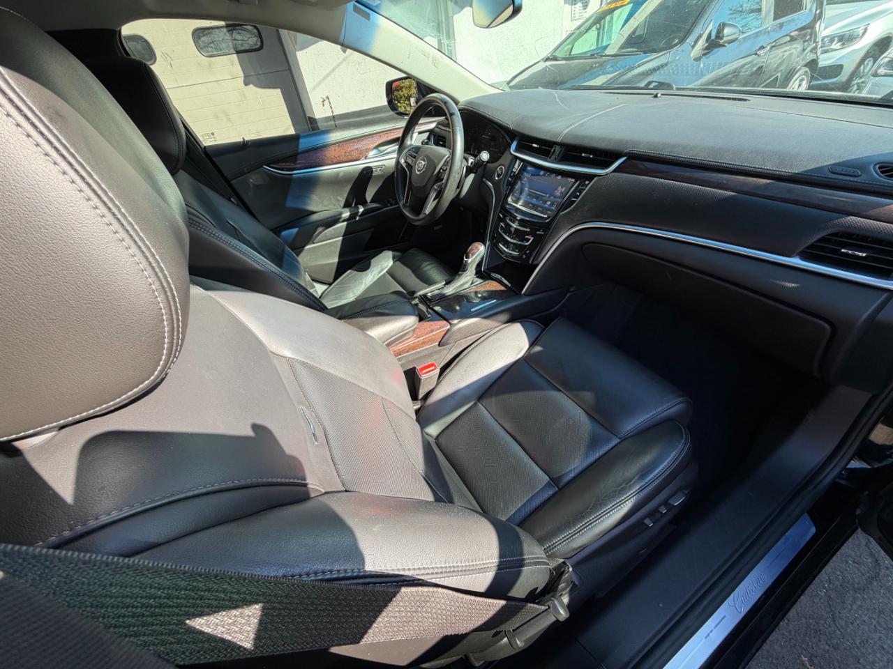 Cadillac XTS Luxury AWD 2015