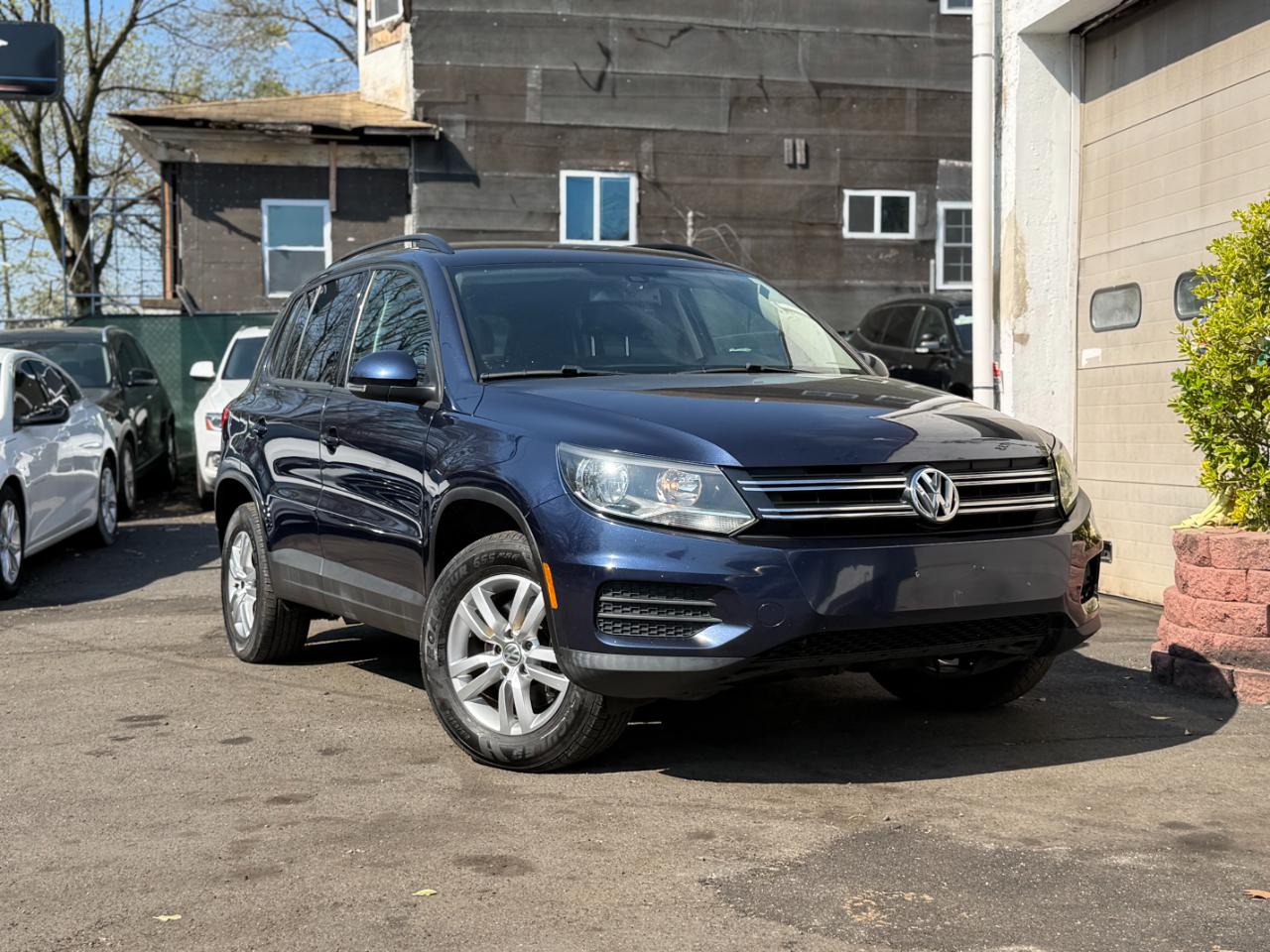 Volkswagen Tiguan S 4Motion 2016