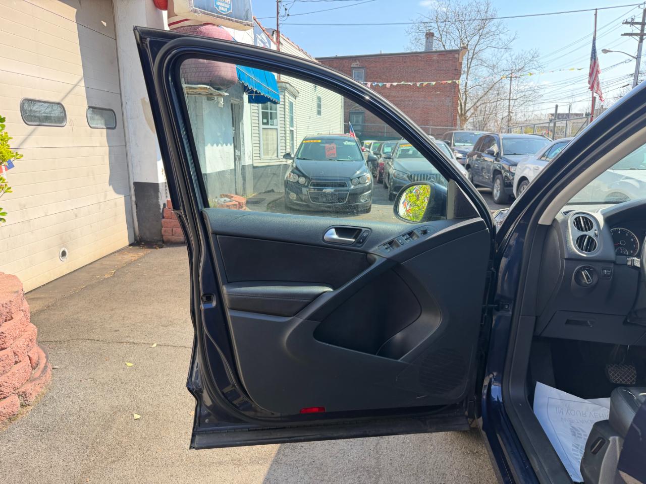 Volkswagen Tiguan S 4Motion 2016