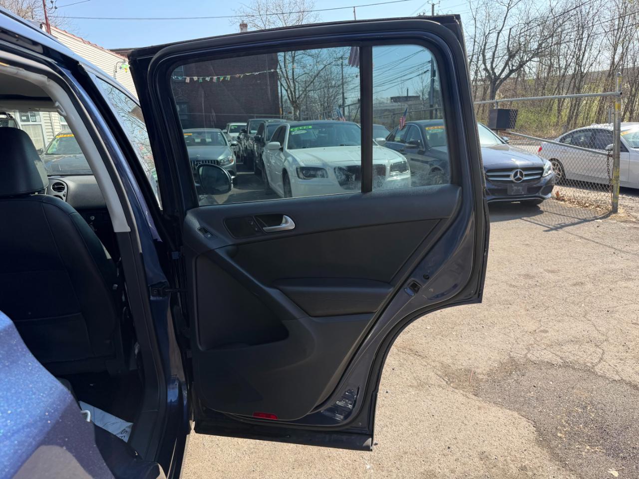 Volkswagen Tiguan S 4Motion 2016