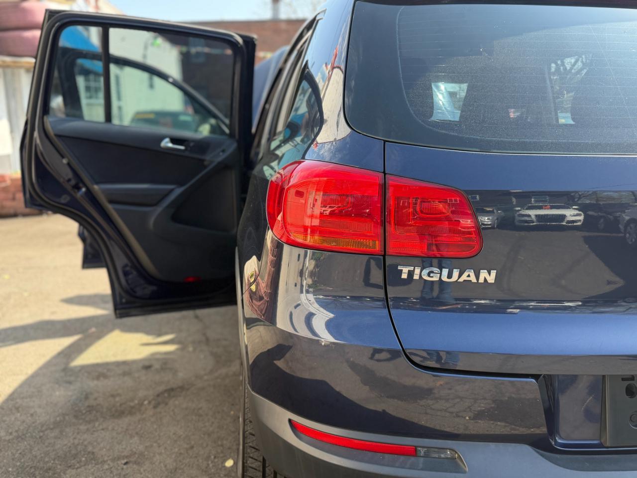Volkswagen Tiguan S 4Motion 2016