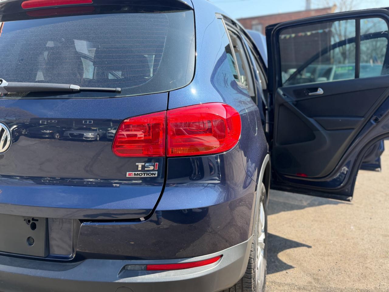 Volkswagen Tiguan S 4Motion 2016