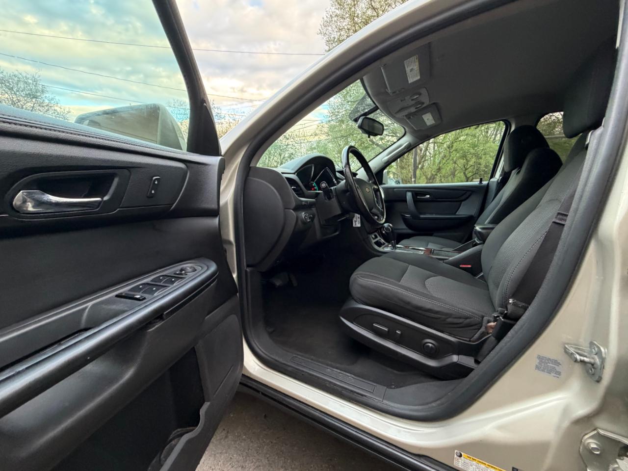 Chevrolet Traverse LT 2014