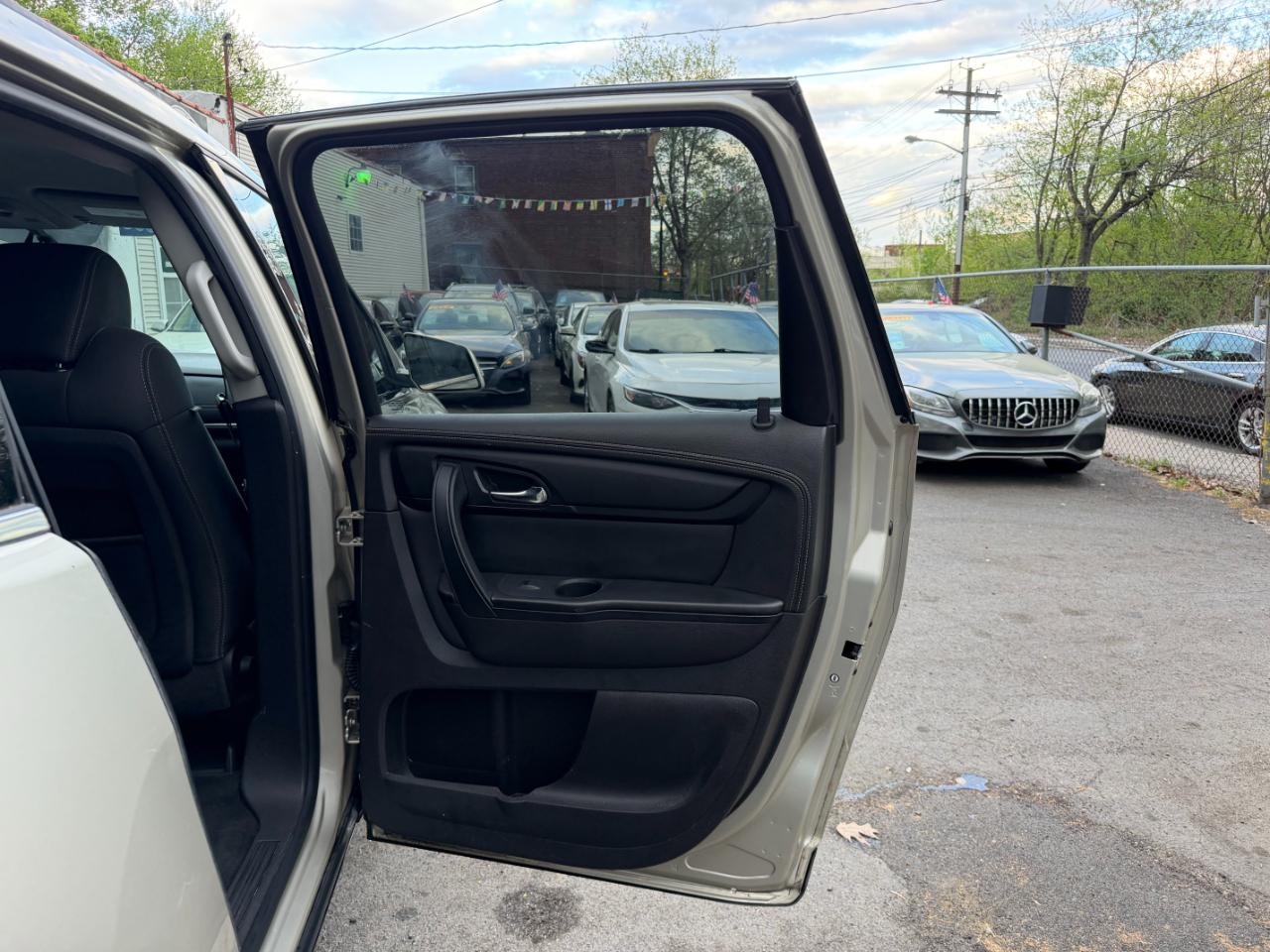 Chevrolet Traverse LT 2014