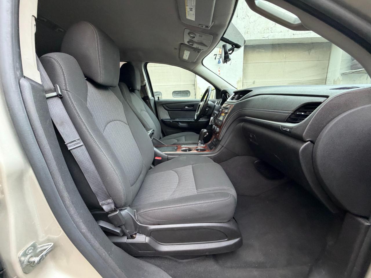 Chevrolet Traverse LT 2014