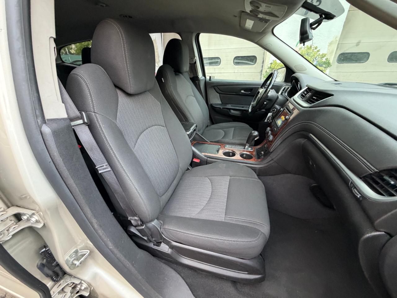 Chevrolet Traverse LT 2014