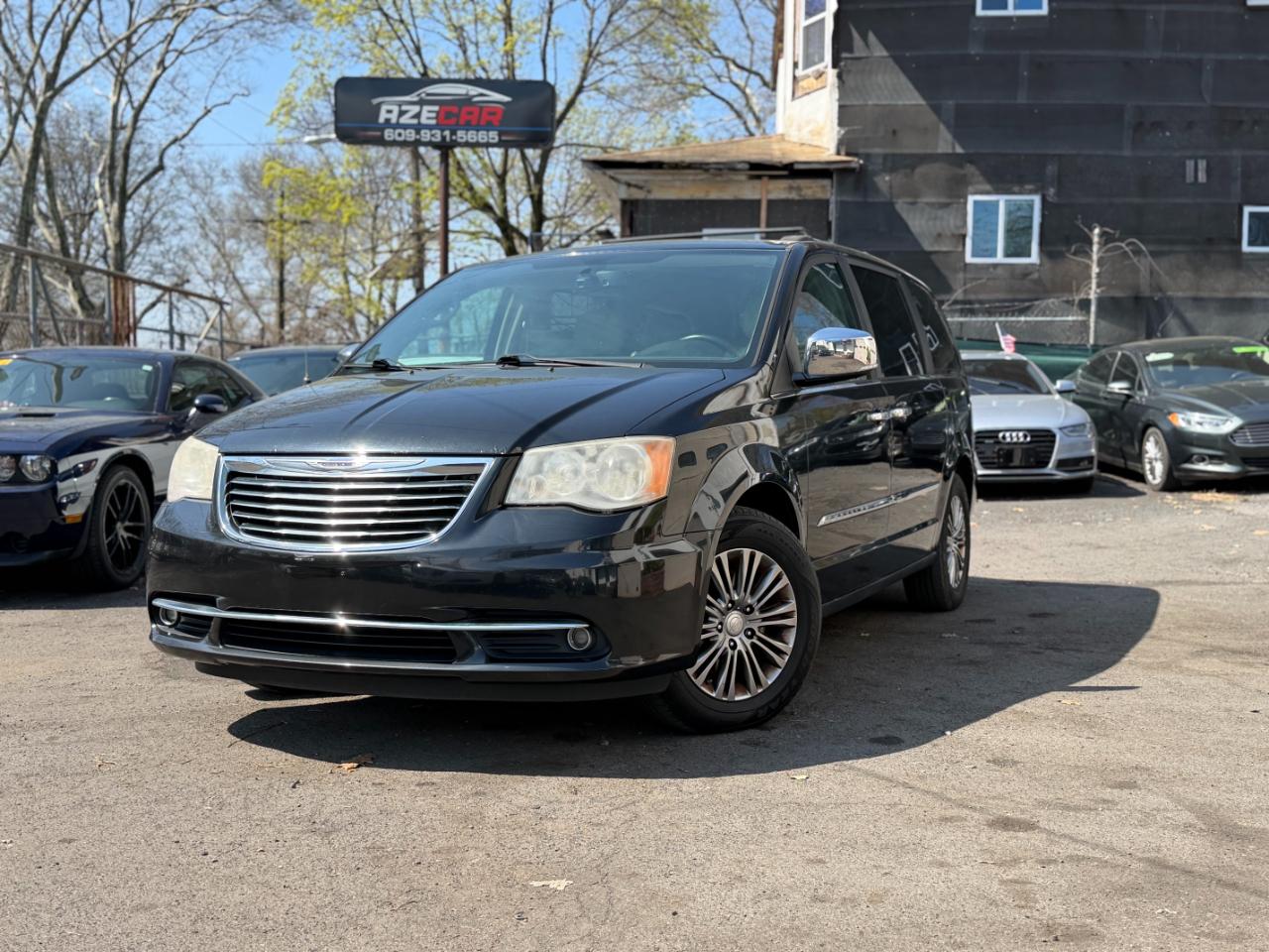 Chrysler Town & Country Touring-L 2014