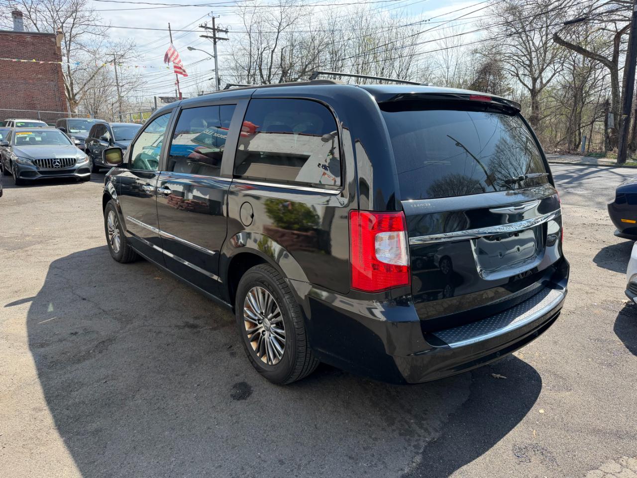 Chrysler Town & Country Touring-L 2014