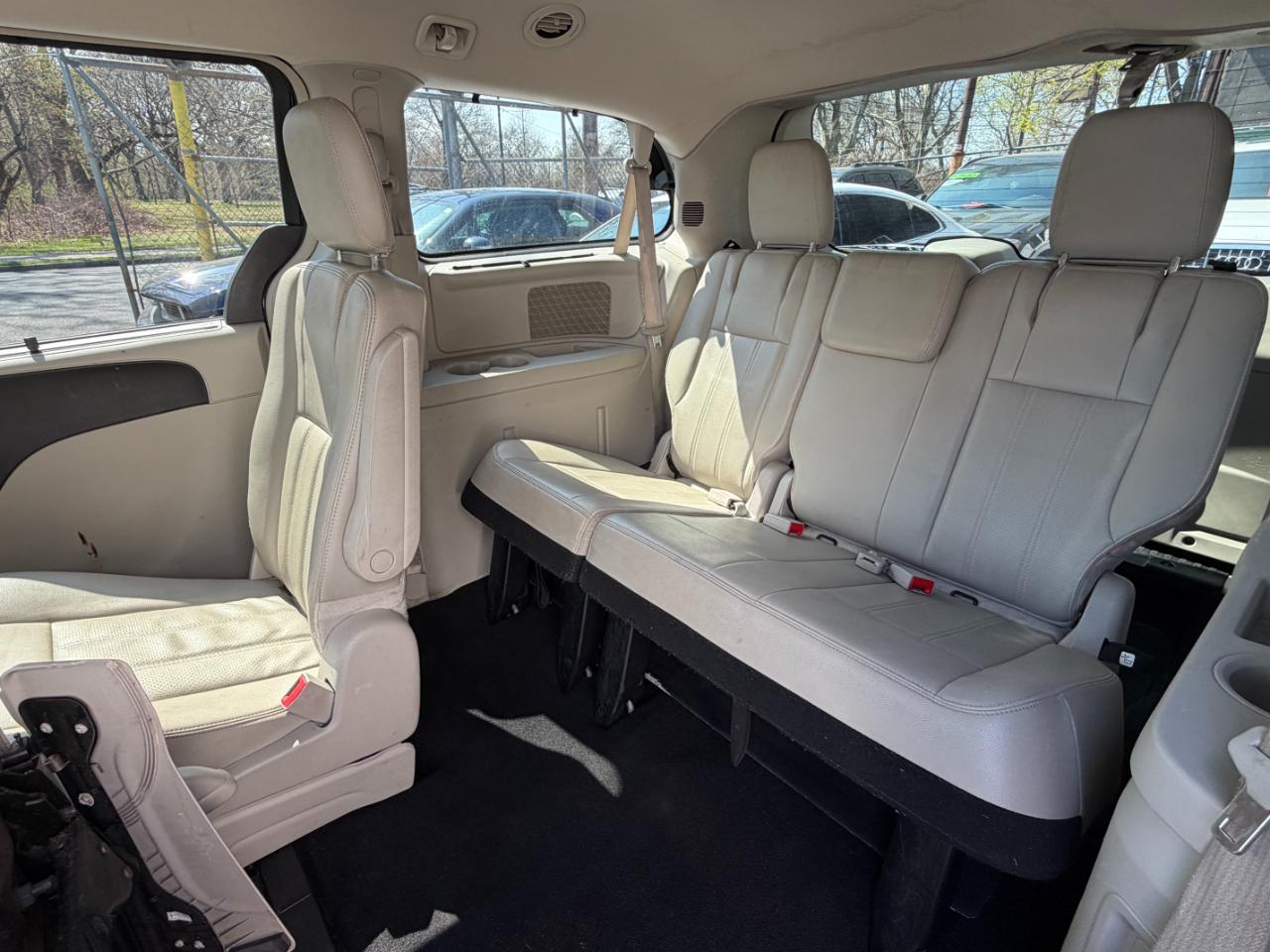 Chrysler Town & Country Touring-L 2014