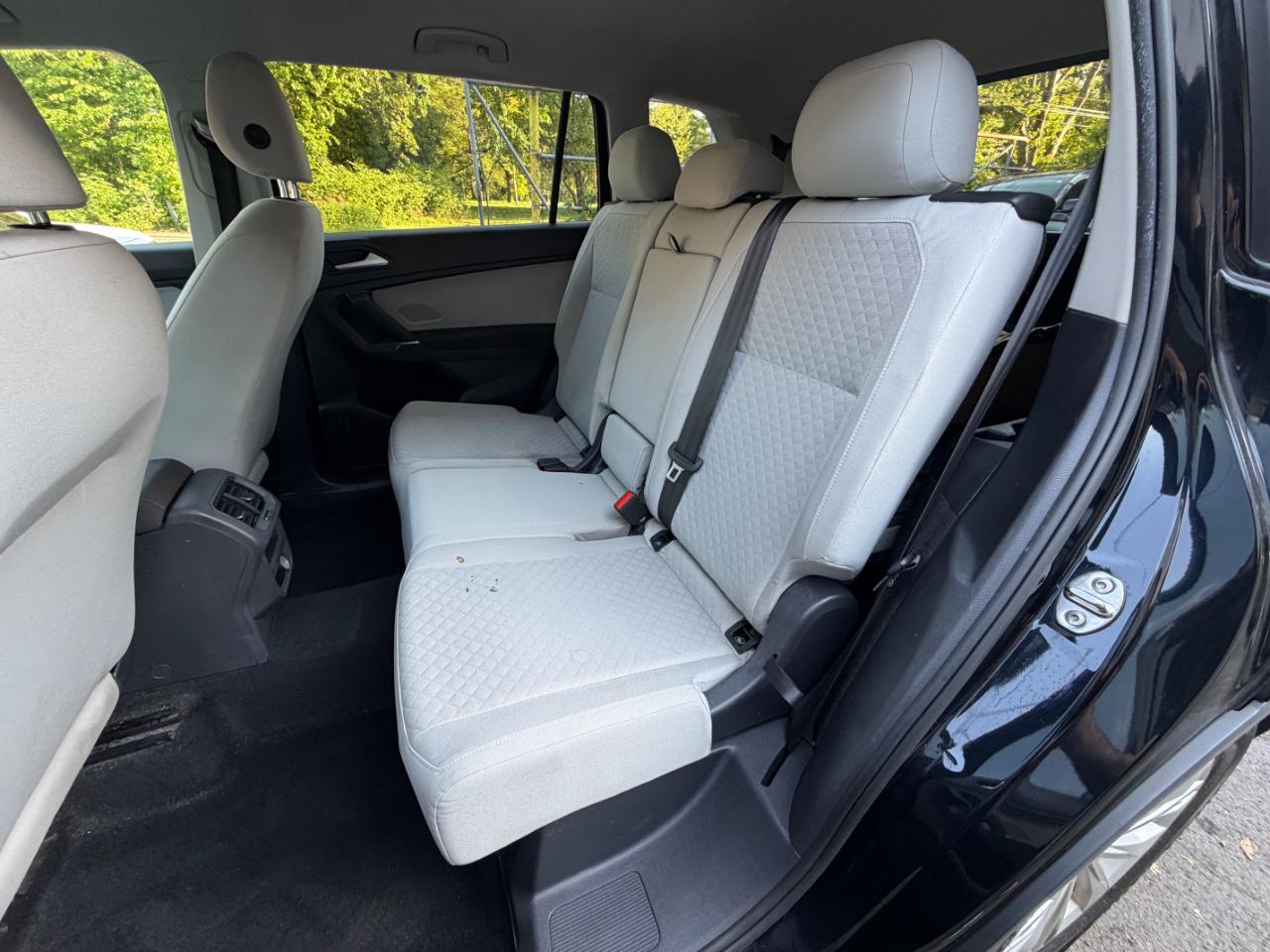 Volkswagen Tiguan S 2020