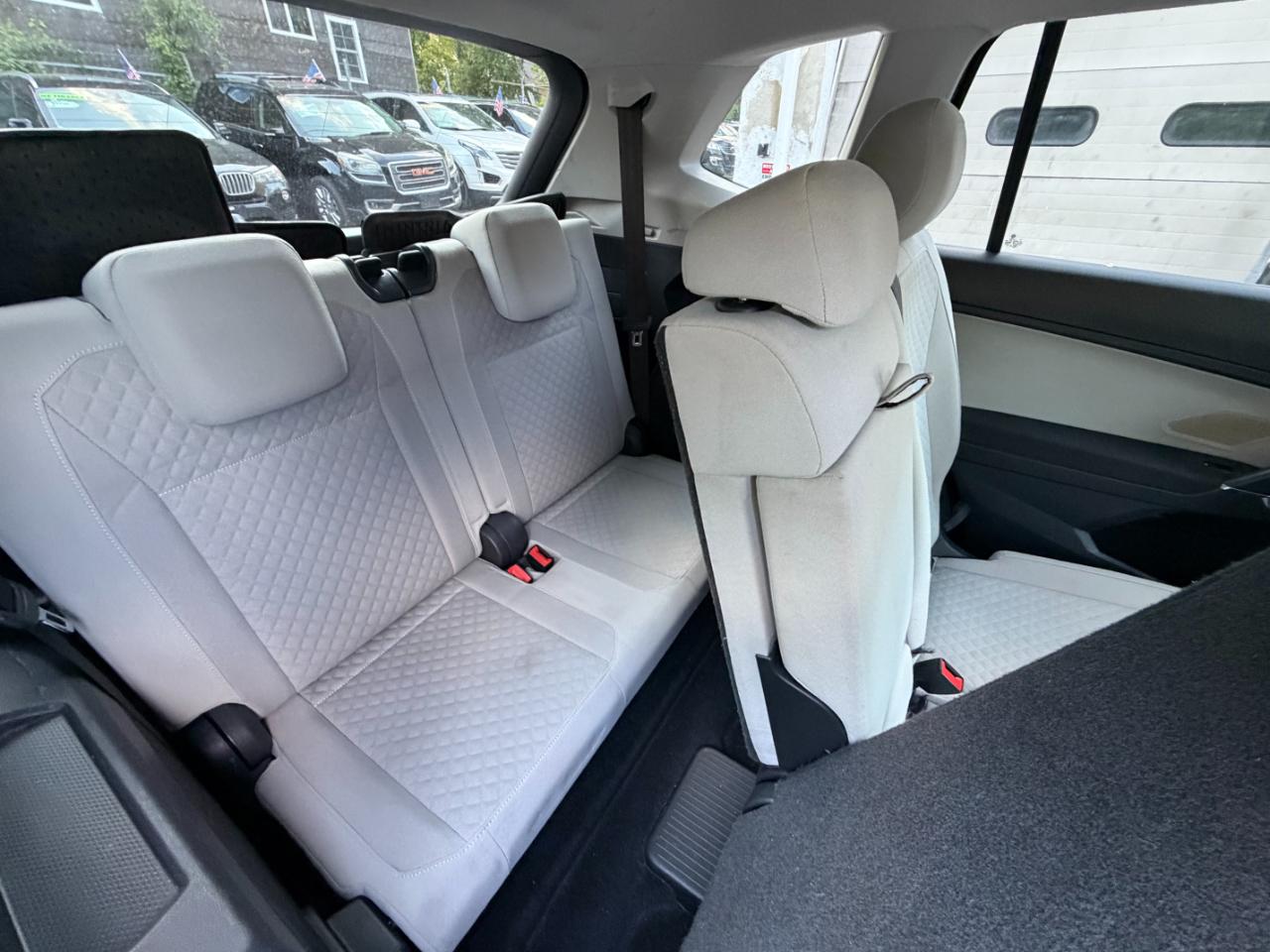 Volkswagen Tiguan S 2020