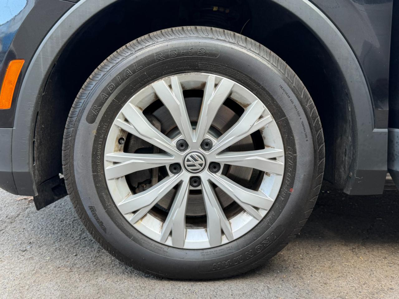 Volkswagen Tiguan S 2020