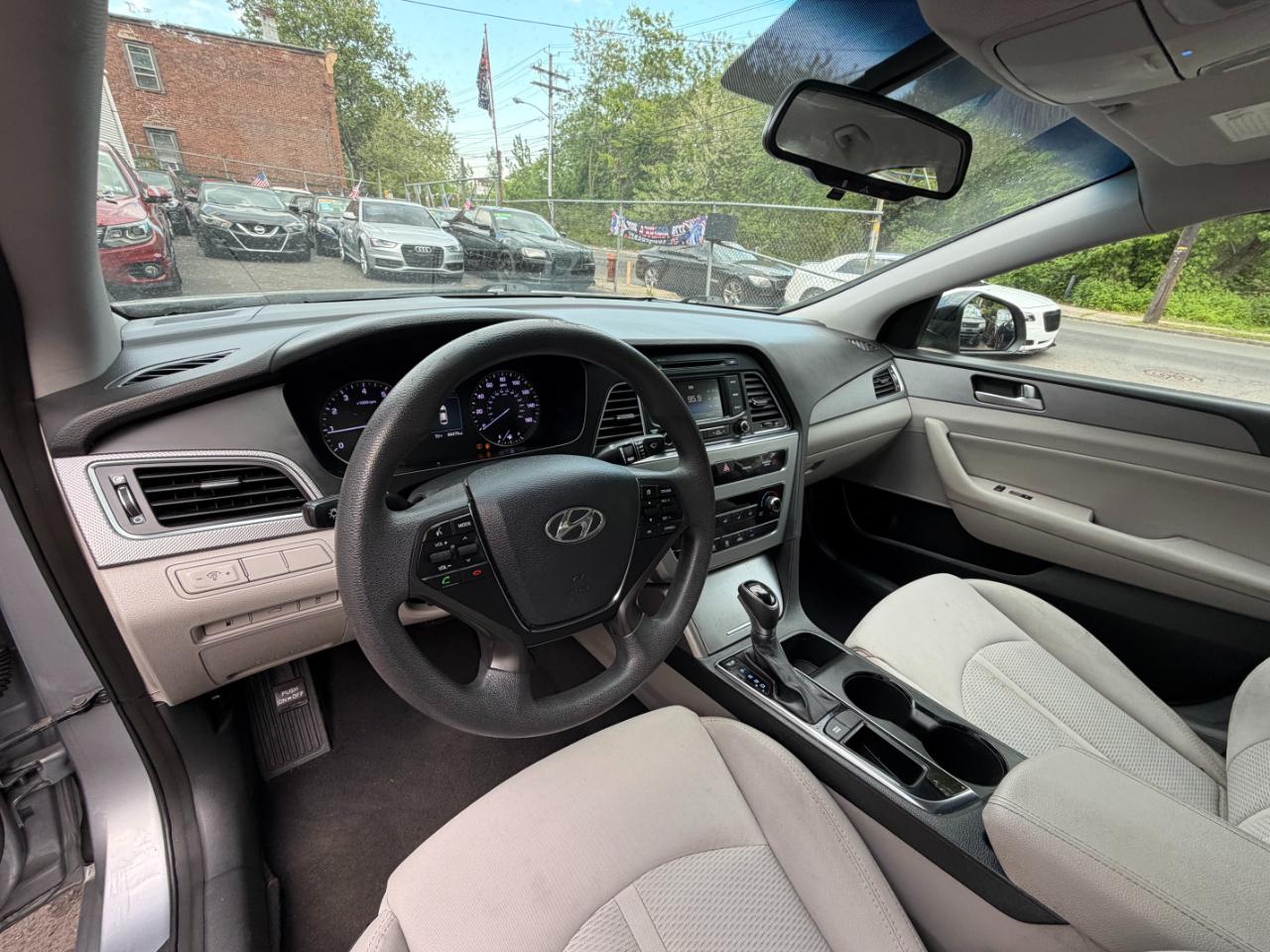 Hyundai Sonata SE 2015