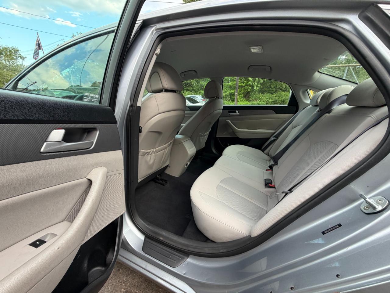Hyundai Sonata SE 2015