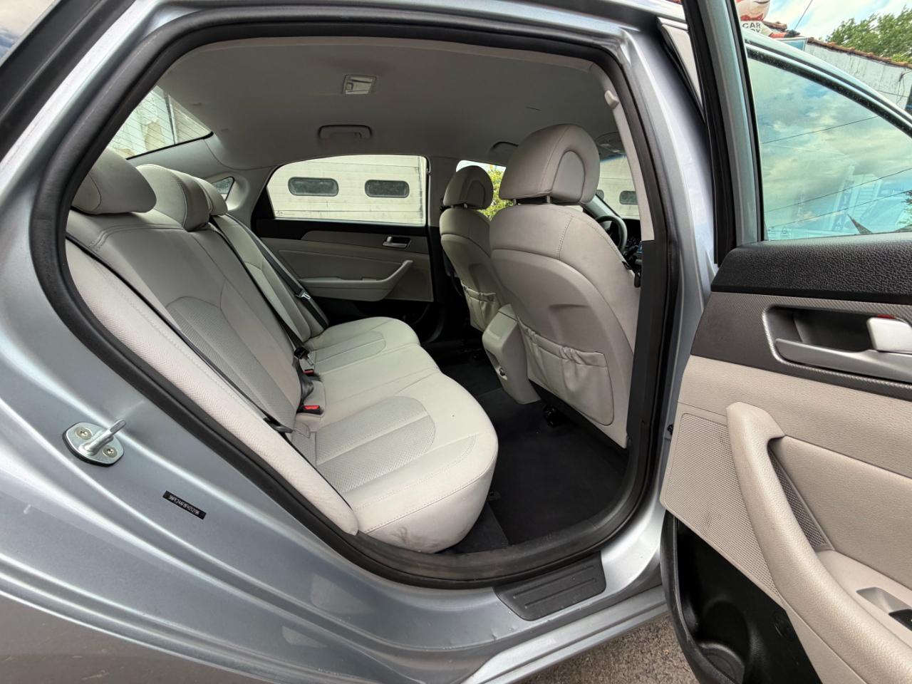 Hyundai Sonata SE 2015