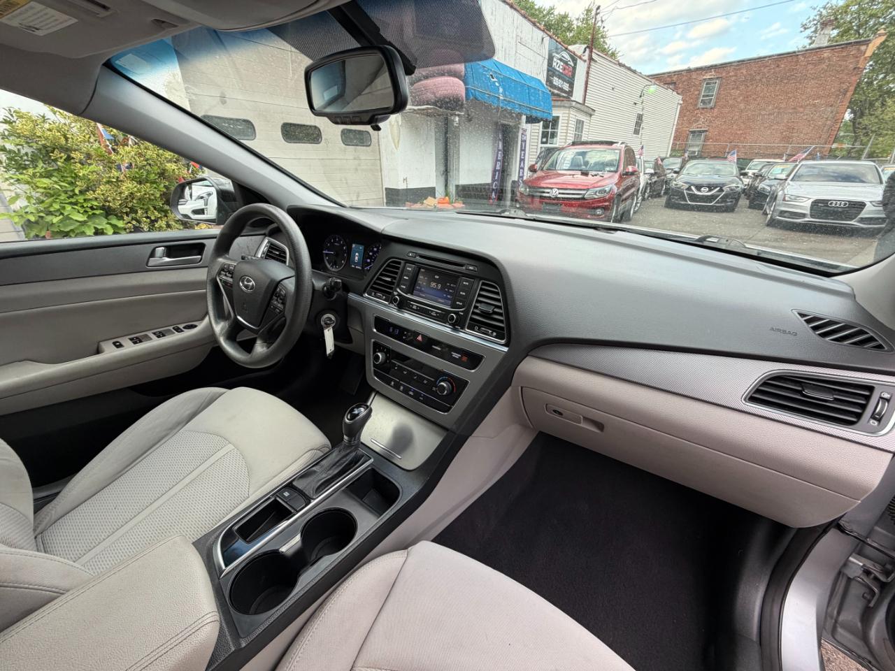 Hyundai Sonata SE 2015