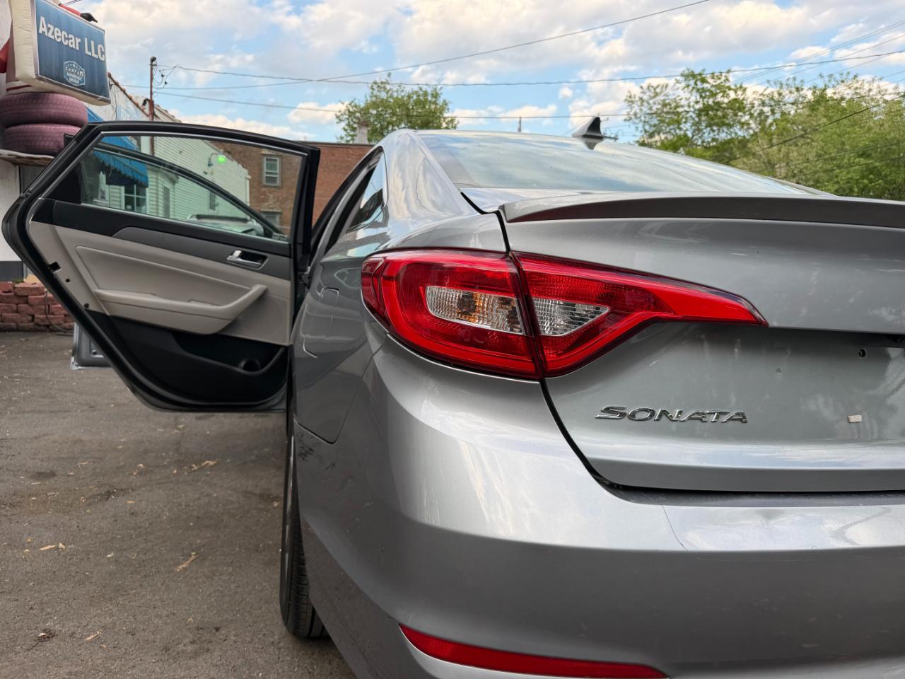 Hyundai Sonata SE 2015