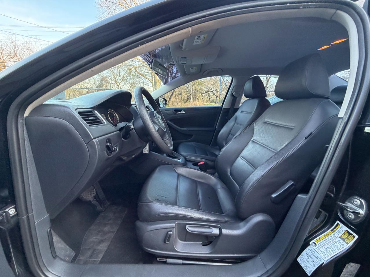 Volkswagen Jetta SE 2014