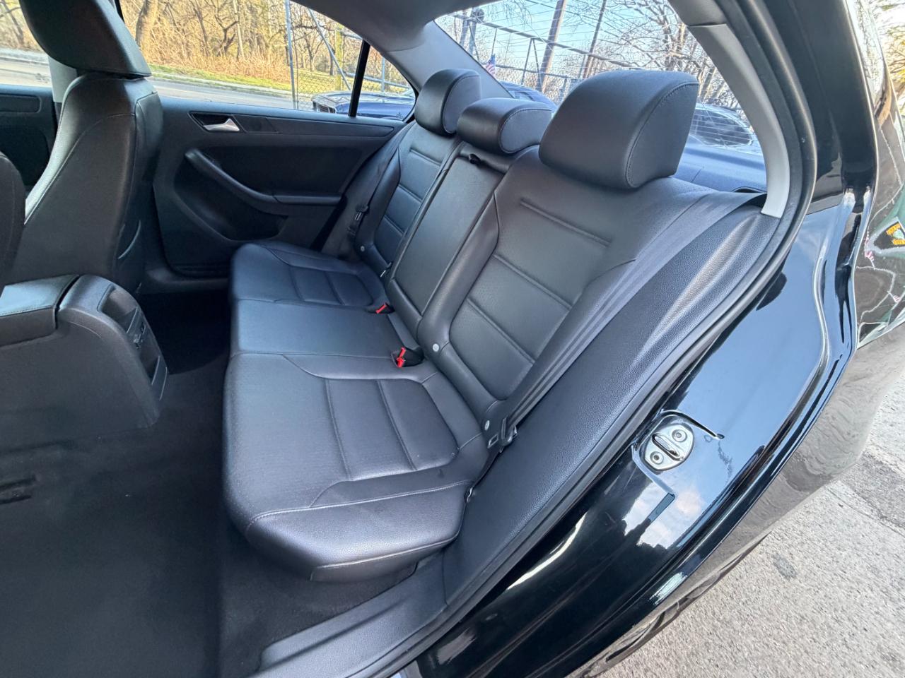 Volkswagen Jetta SE 2014