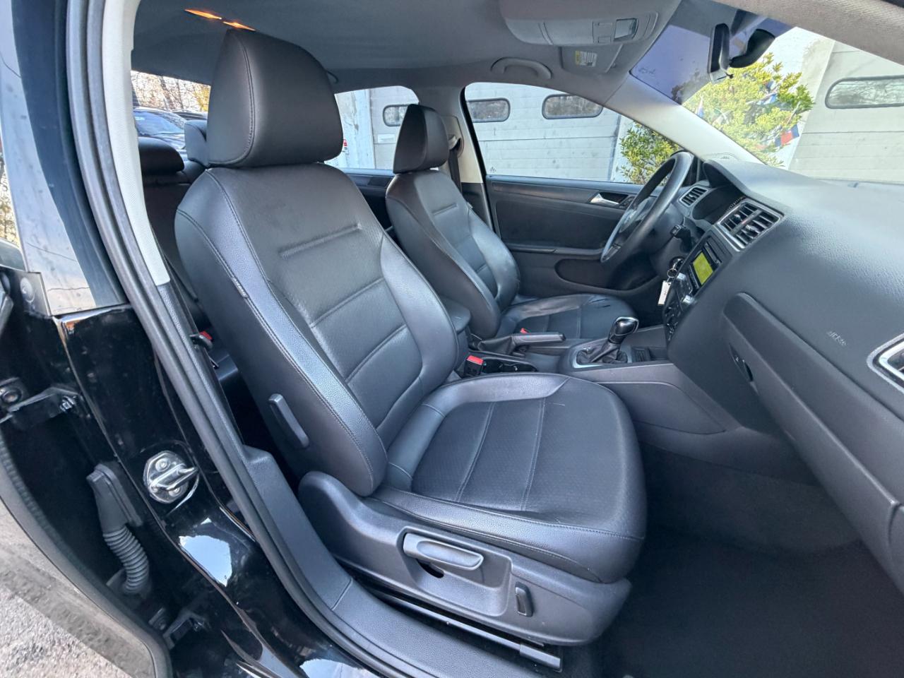 Volkswagen Jetta SE 2014