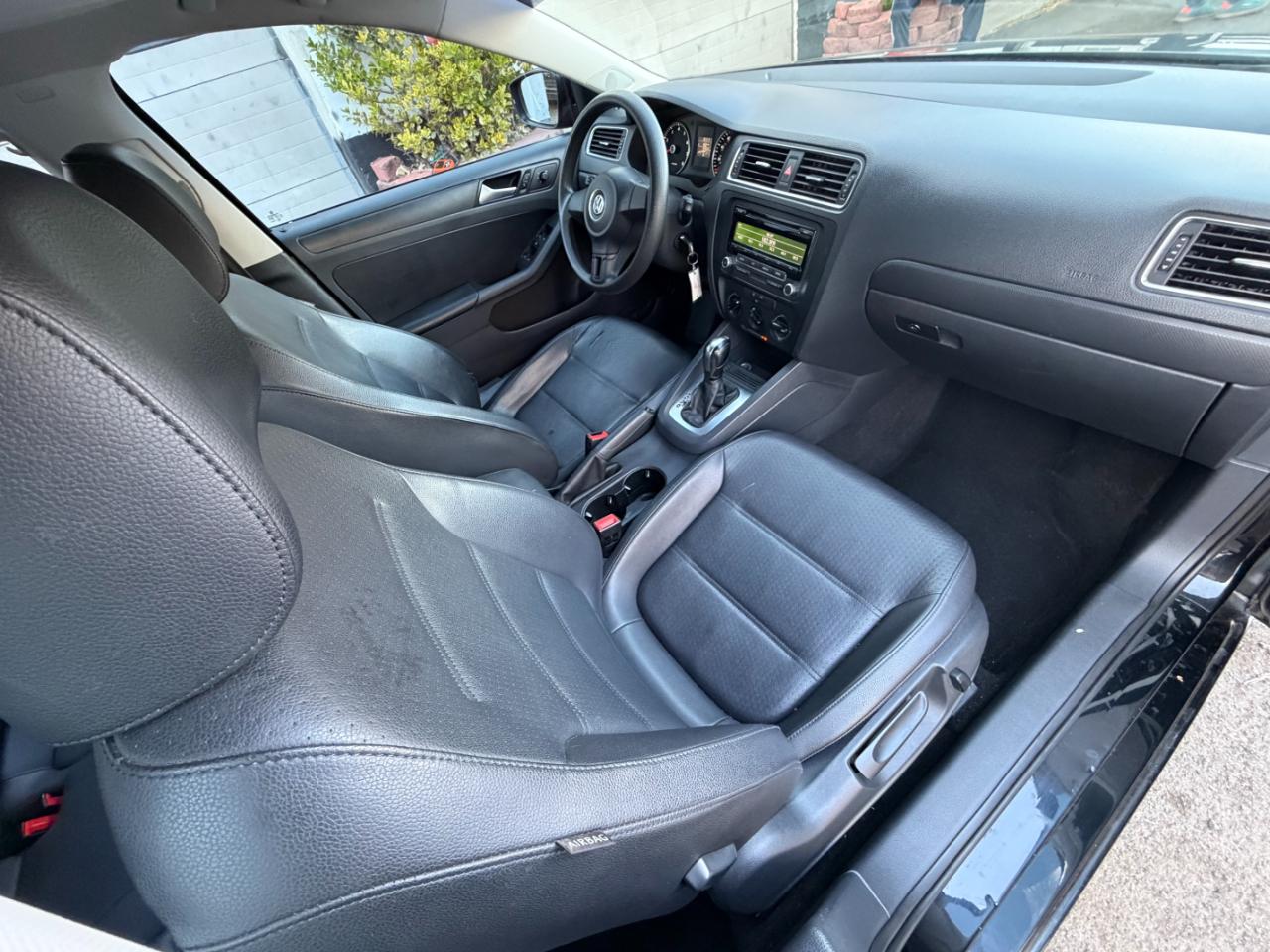 Volkswagen Jetta SE 2014