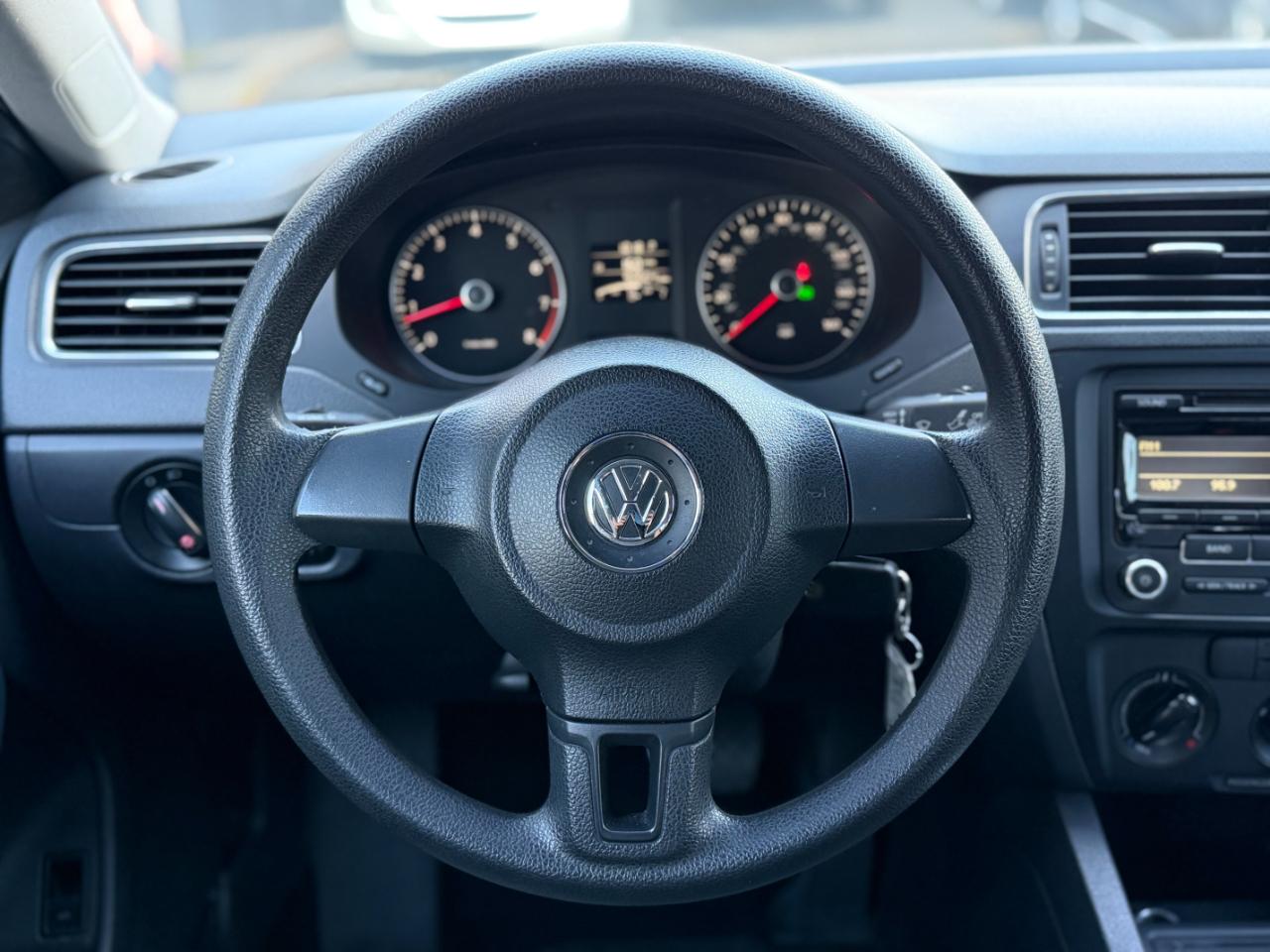 Volkswagen Jetta SE 2014