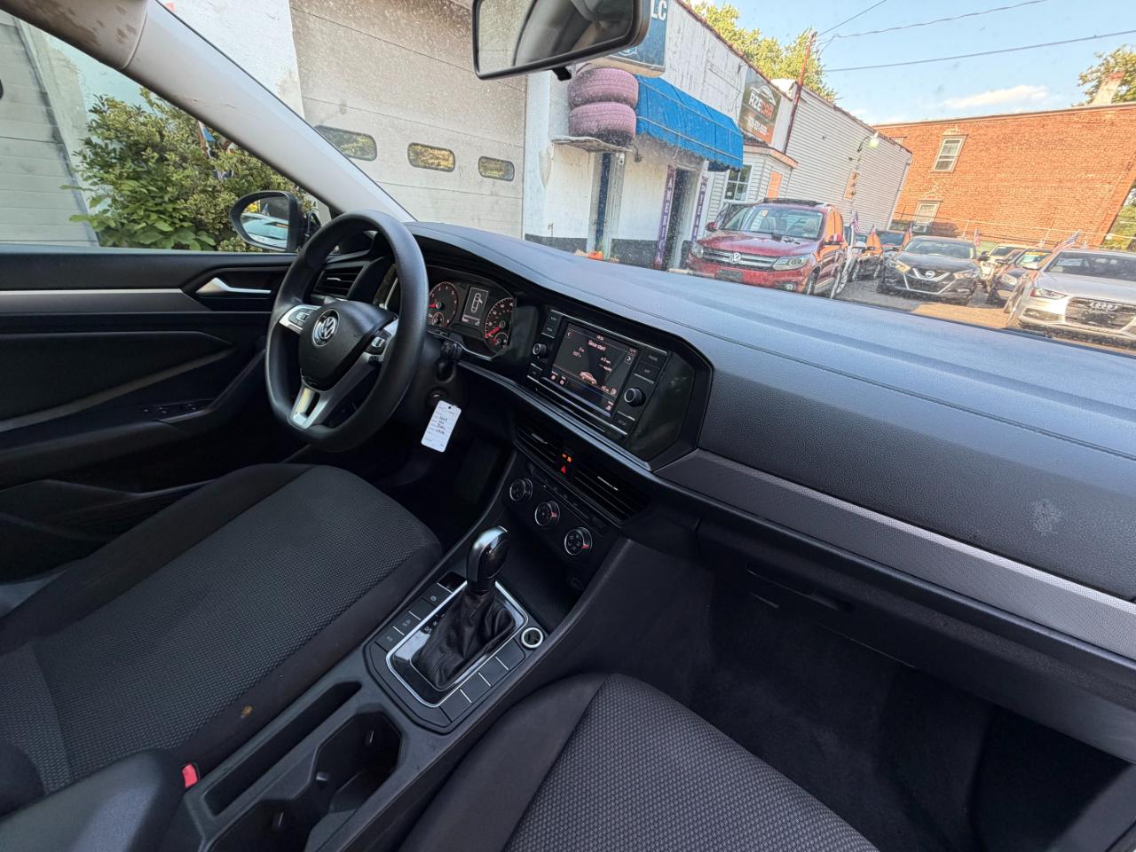 Volkswagen Jetta 1.4T SE 8A 2019