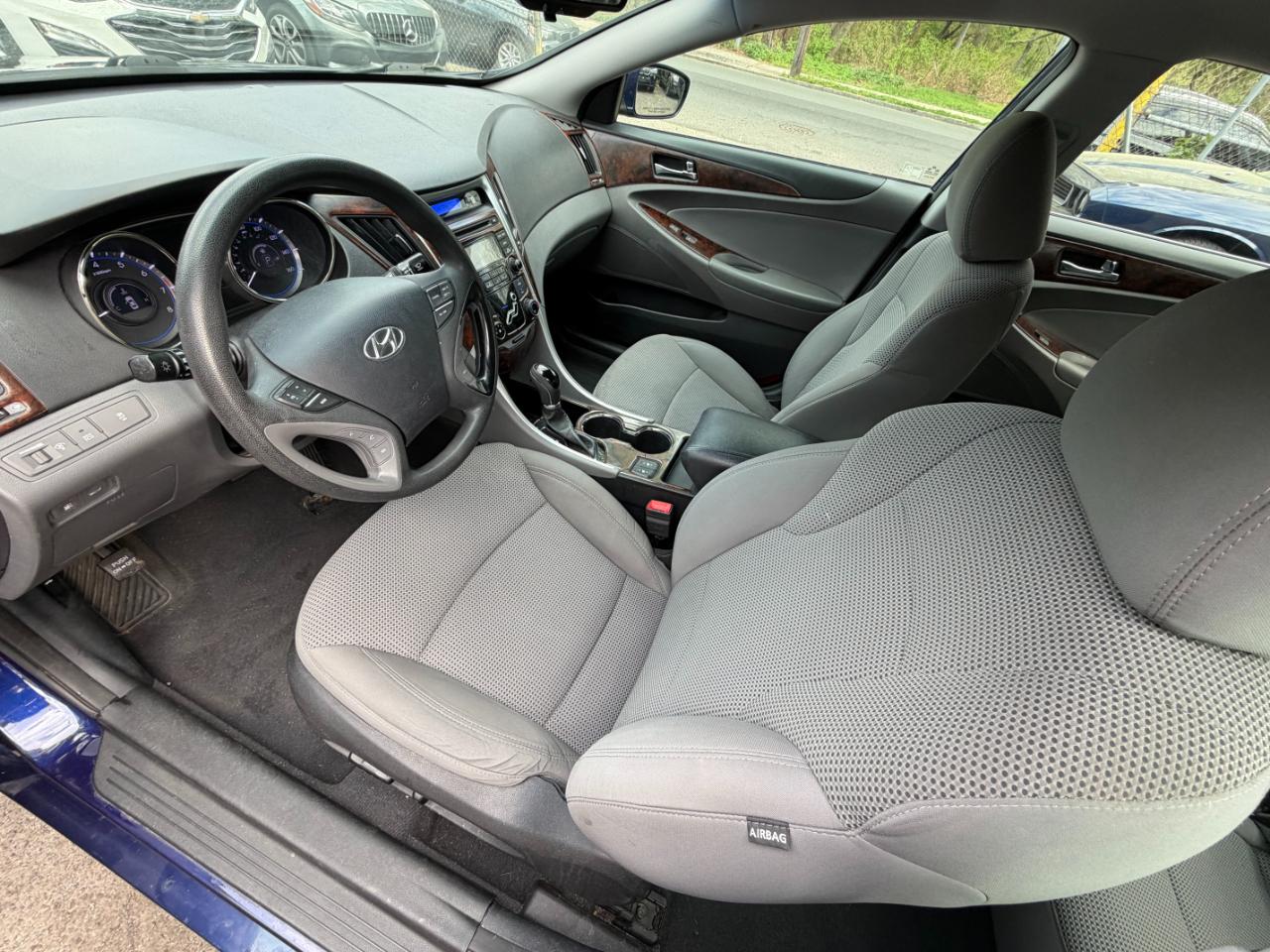 Hyundai Sonata GLS 2013