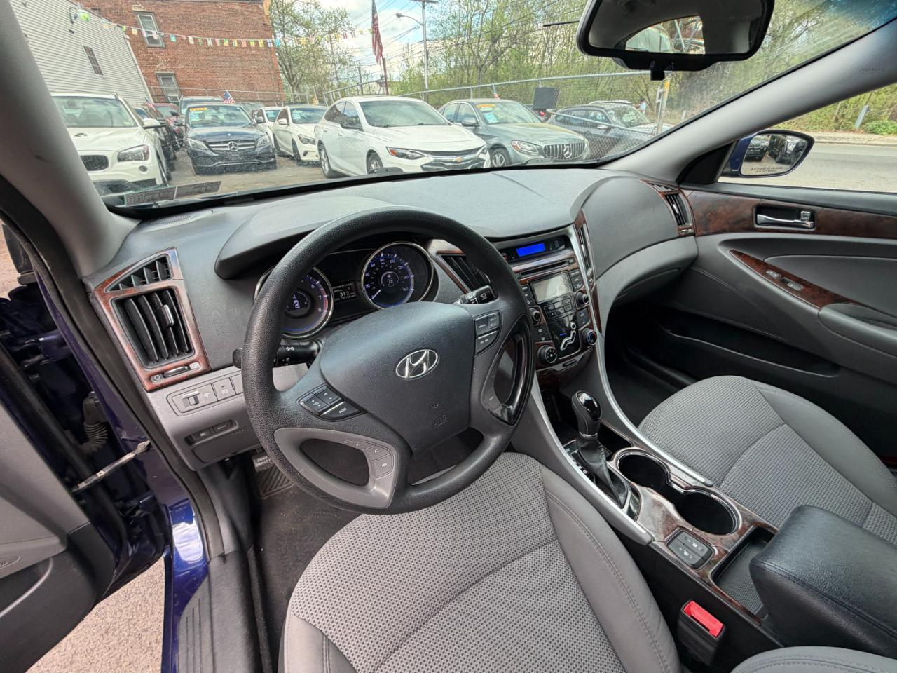 Hyundai Sonata GLS 2013