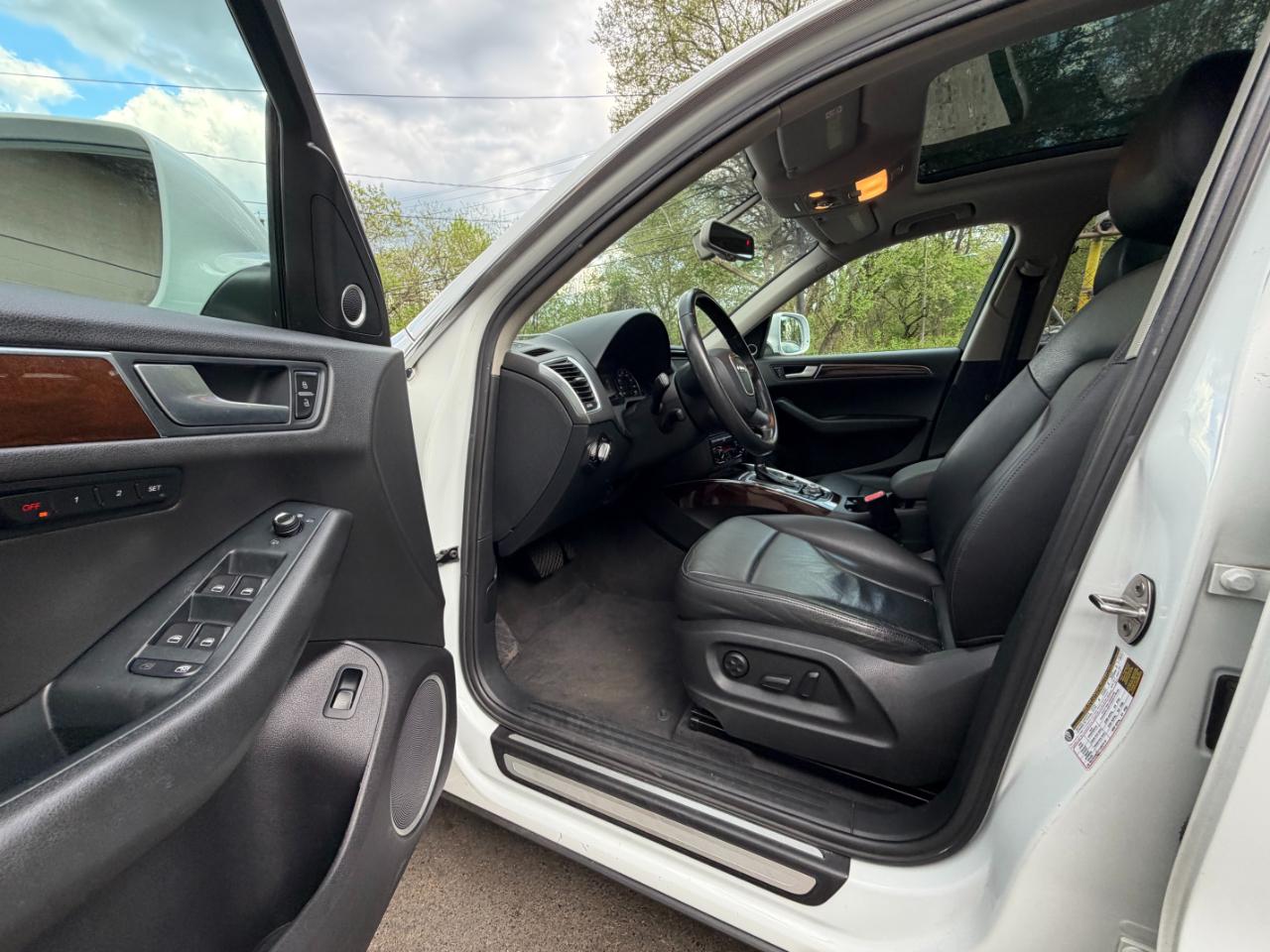 Audi Q5 2.0 quattro Premium 2012