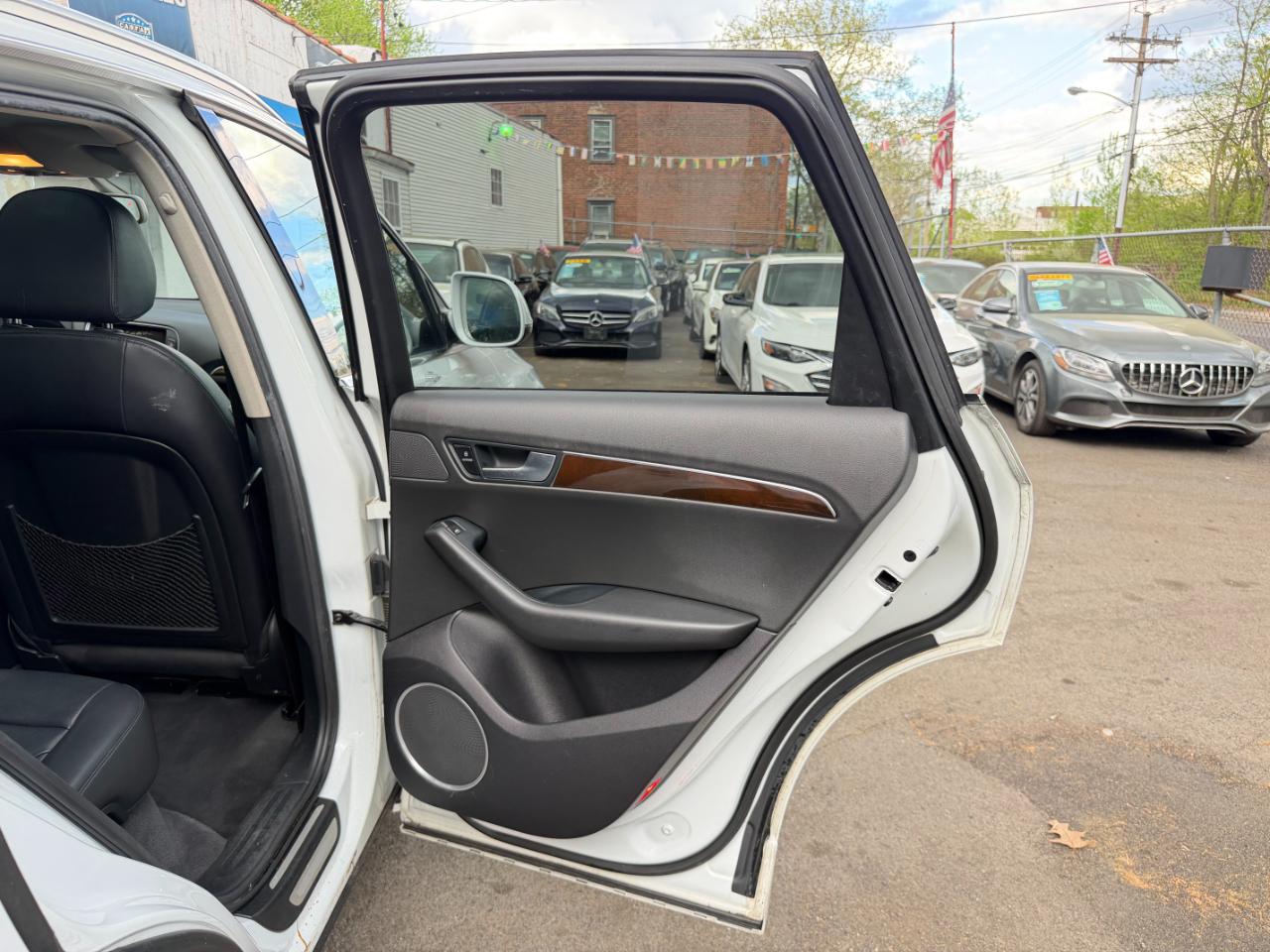 Audi Q5 2.0 quattro Premium 2012