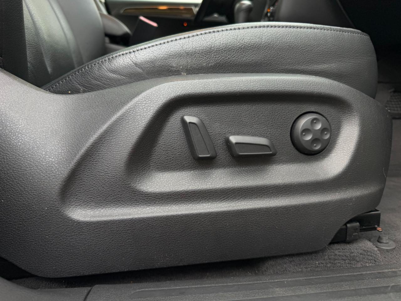 Audi Q5 2.0 quattro Premium 2012