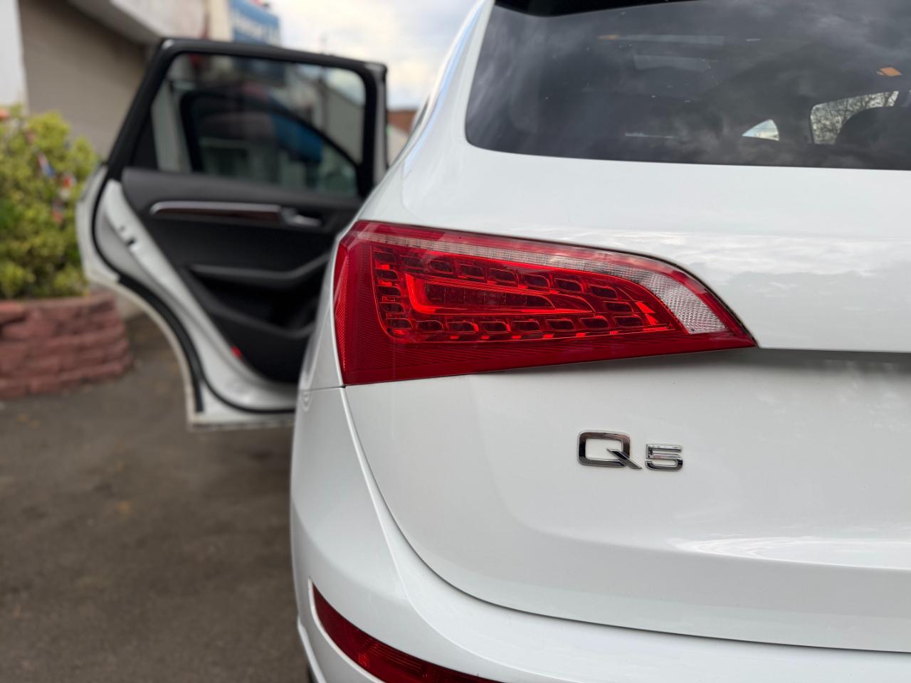 Audi Q5 2.0 quattro Premium 2012